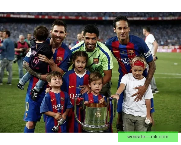 博诺告别塞维利亚加盟利雅得新月开启新篇章 